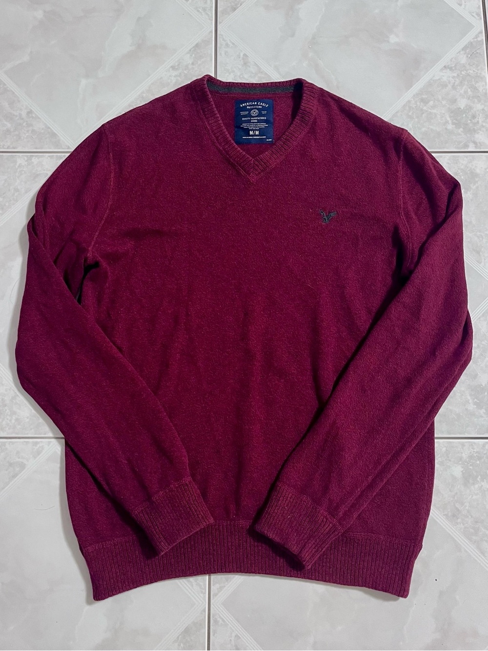 American Eagle Outfitters V-neck Sweater